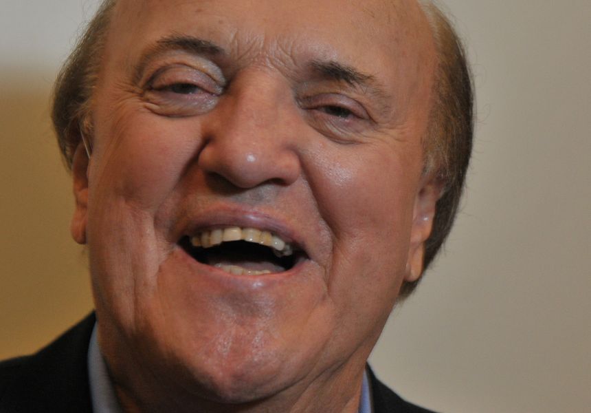 <p>141. Peter Arnett, the war reporter, is no more&nbsp;</p>