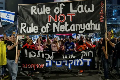 <p>255. Rising tide of antisemitism around the world</p>